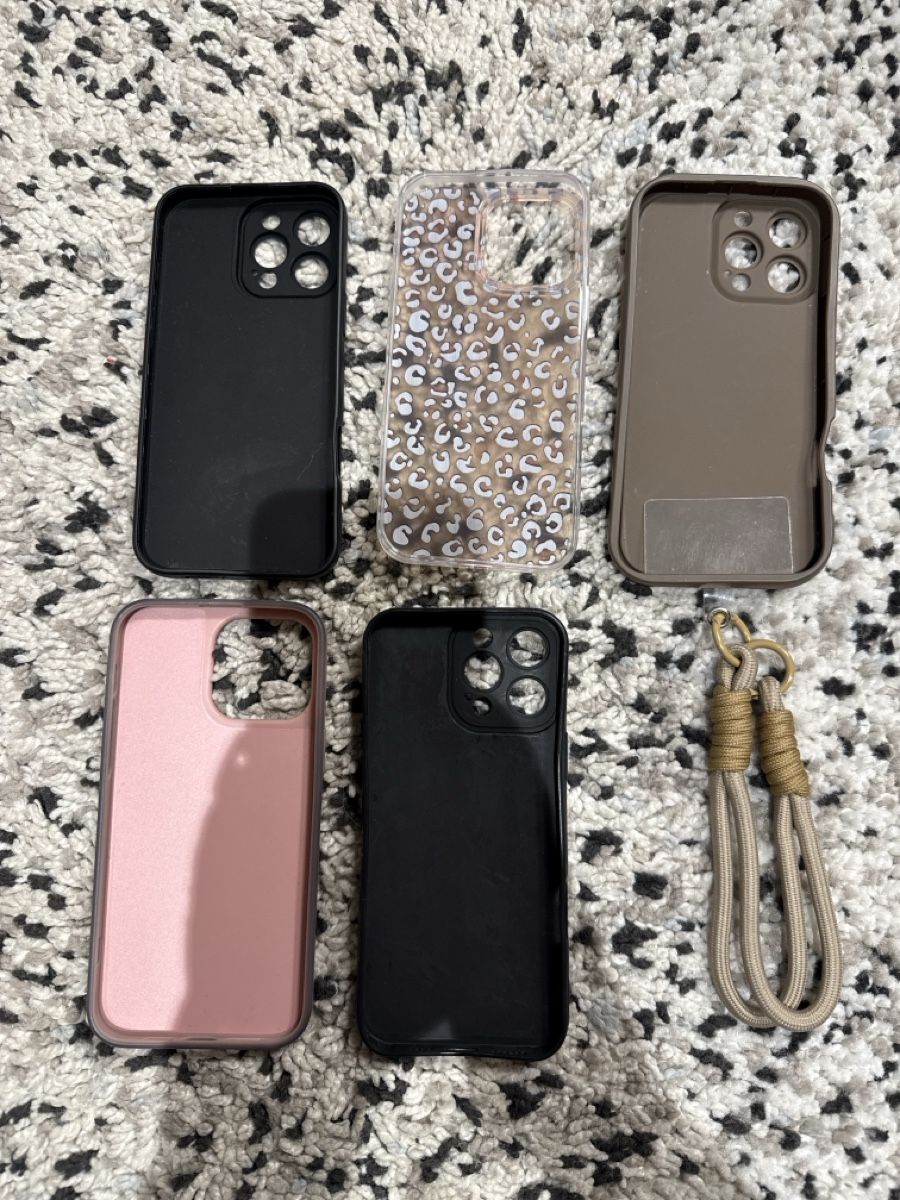 Apple Cover & Protezioni schermo: iPhone 16 pro Max Hülle Set - 5 Stück – Usato da Neukirch-Egnach venduto da Carmen1998 1