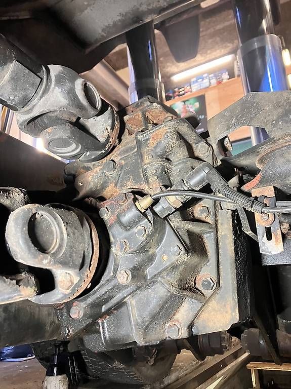 Tutti i ricambio: Verteilergetriebe Axle Tech – Usato da Schwanden im Emmental venduto da Turbonetics