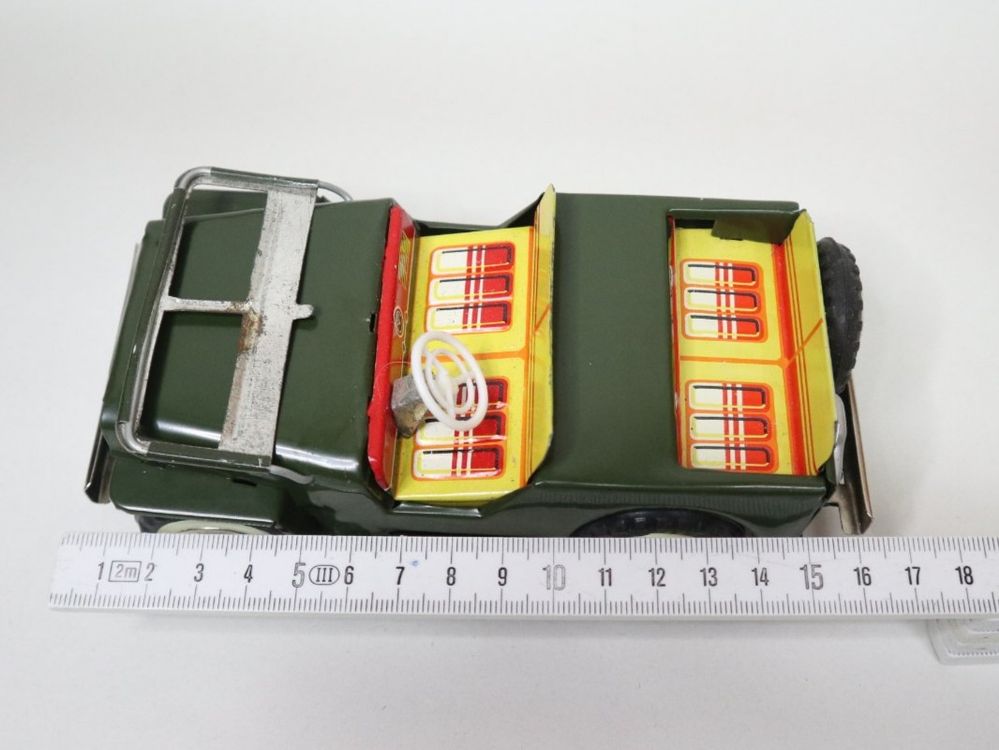 Blechauto Land Rover Army Jeep Schwungrad unbespielt 7