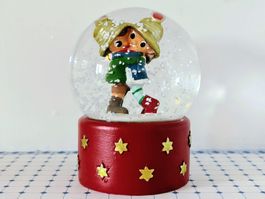 Original Migros Wichtel Schneekugel – Finn & Eli Weihnachten