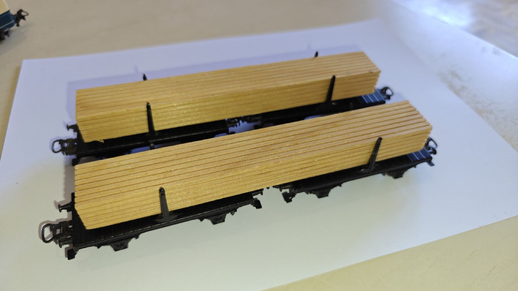 Märklin Modellini di ferrovie: wagon bois Märklin – Usato da Peseux venduto da dobdive
