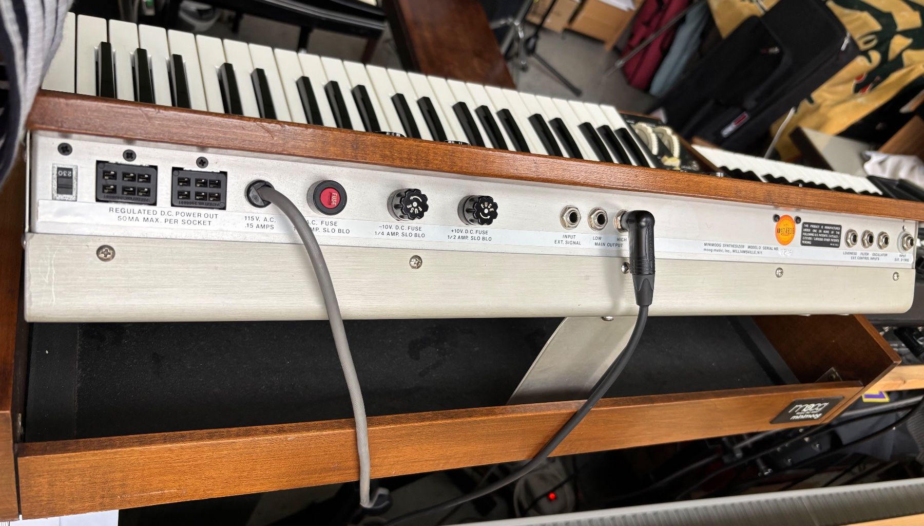 Moog Strumenti musicali: Moog Minimoog Original vintage Model D serviced – Usato da Moutier venduto da harpagophytum 1