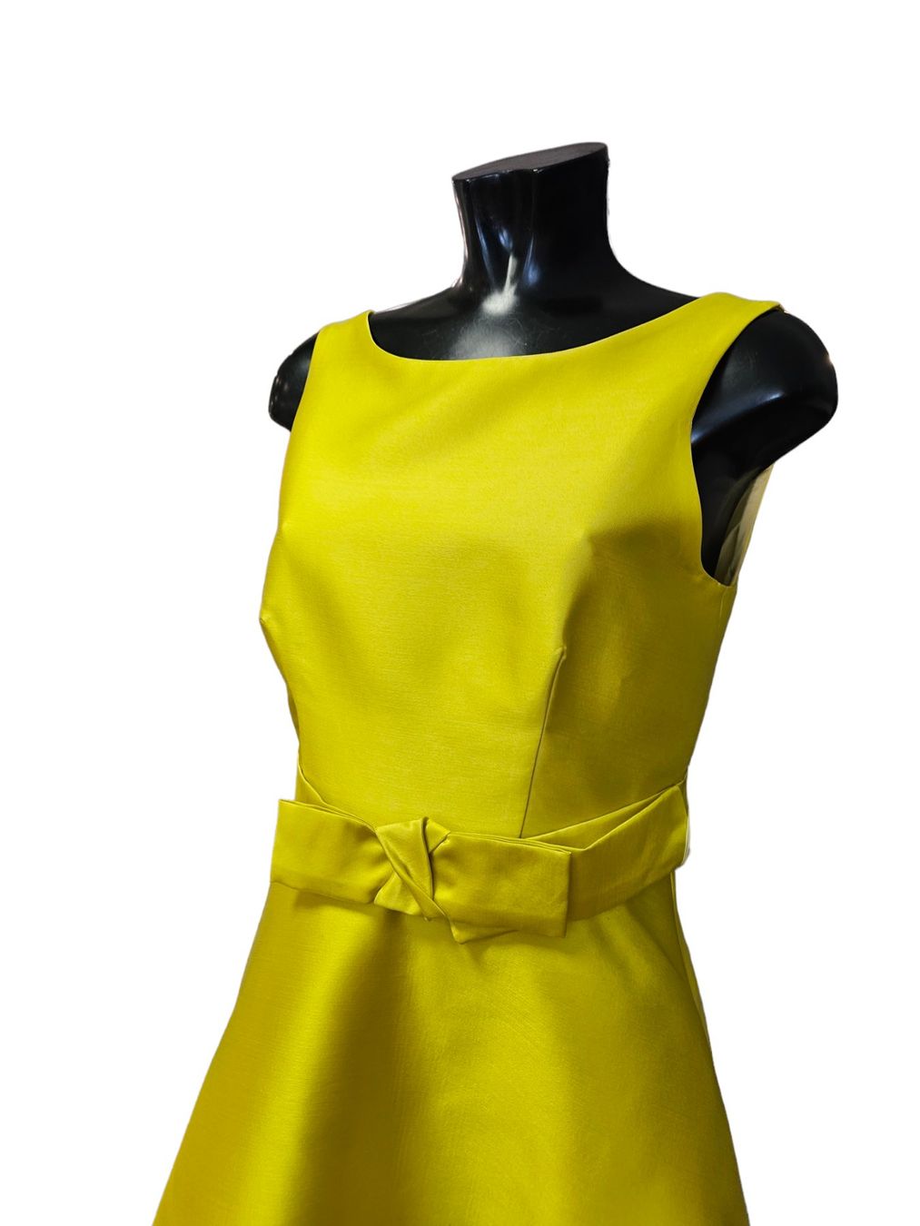 Vestiti: P.A.R.O.S.H Seiden Kleid – Usato da Zürich venduto da finesse.shop 1