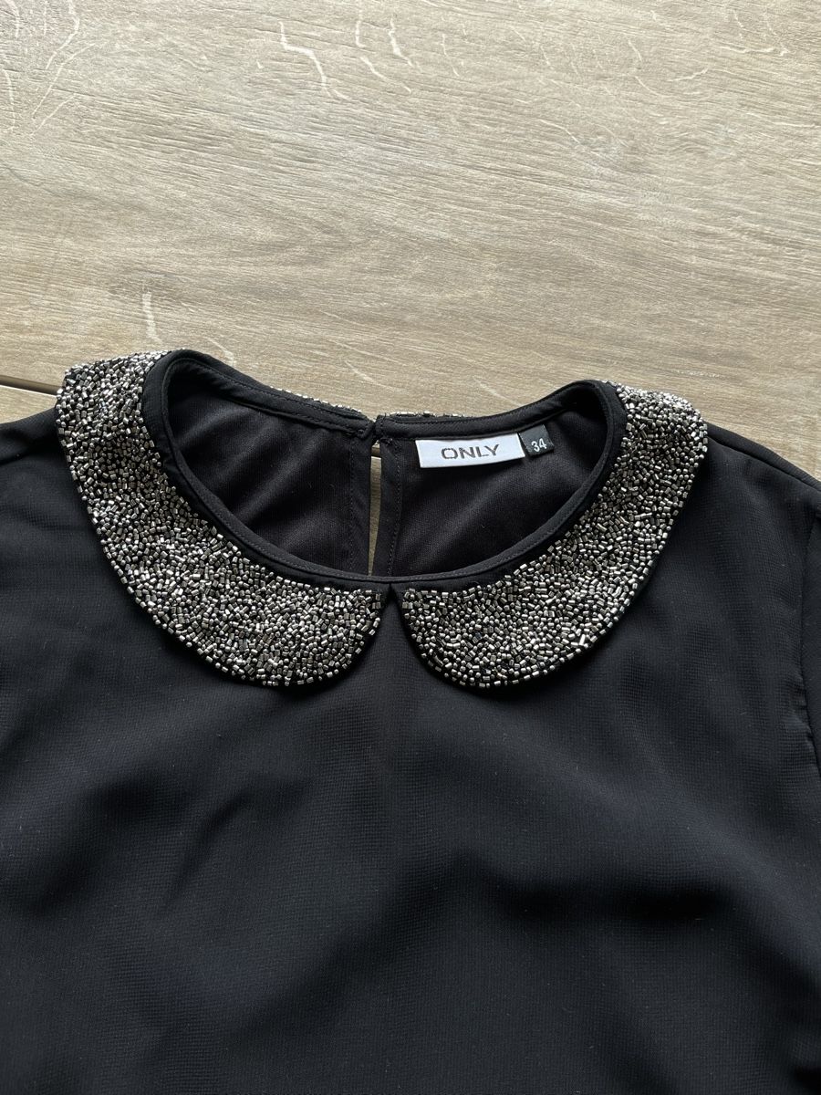 Only Camicette: ONLY Bluse schwarz – Usato da Zuzwil SG venduto da dieschnellemichelle 1