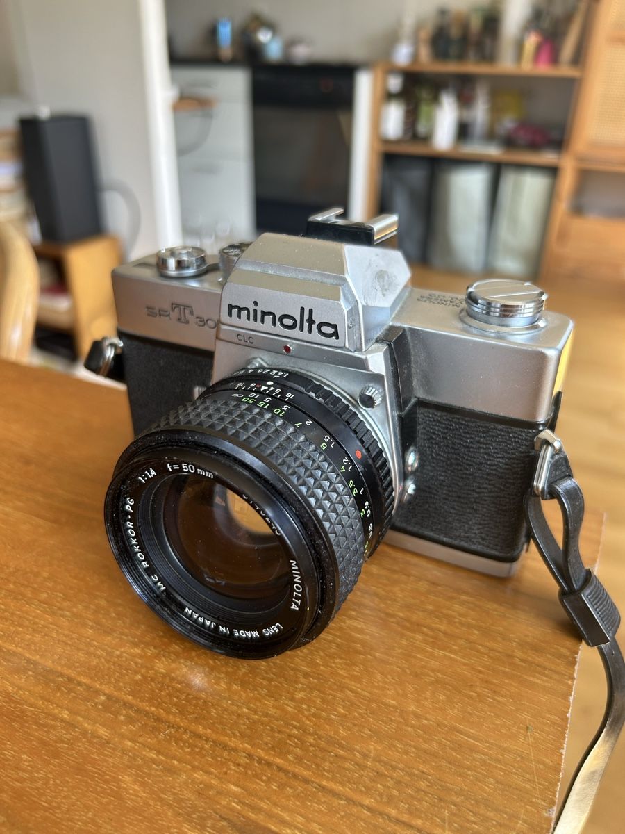 Minolta Fotocamera: Minolta Kamera mit Zubehör – Usato da Zürich venduto da annaschwaller12