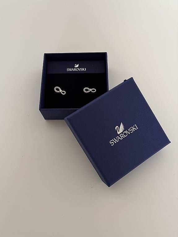 Boucles d'oreille: Swarowski Infinity Ohrringe – Neuf avec emballage d'origine à Luzern par flo_db5q 2