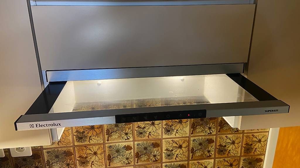 Cappe di aspirazione: Einbau-Dampfabzug Electrolux DASL5530CN – Usato da Münchenstein venduto da alessio.cusintino 3