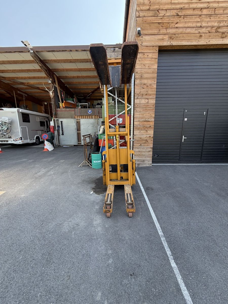 Jungheinrich Carrelli elevatori e a forche: Chariot élévateur 1250kg 1988 – Usato da Saxon venduto da vou_2kdt 1