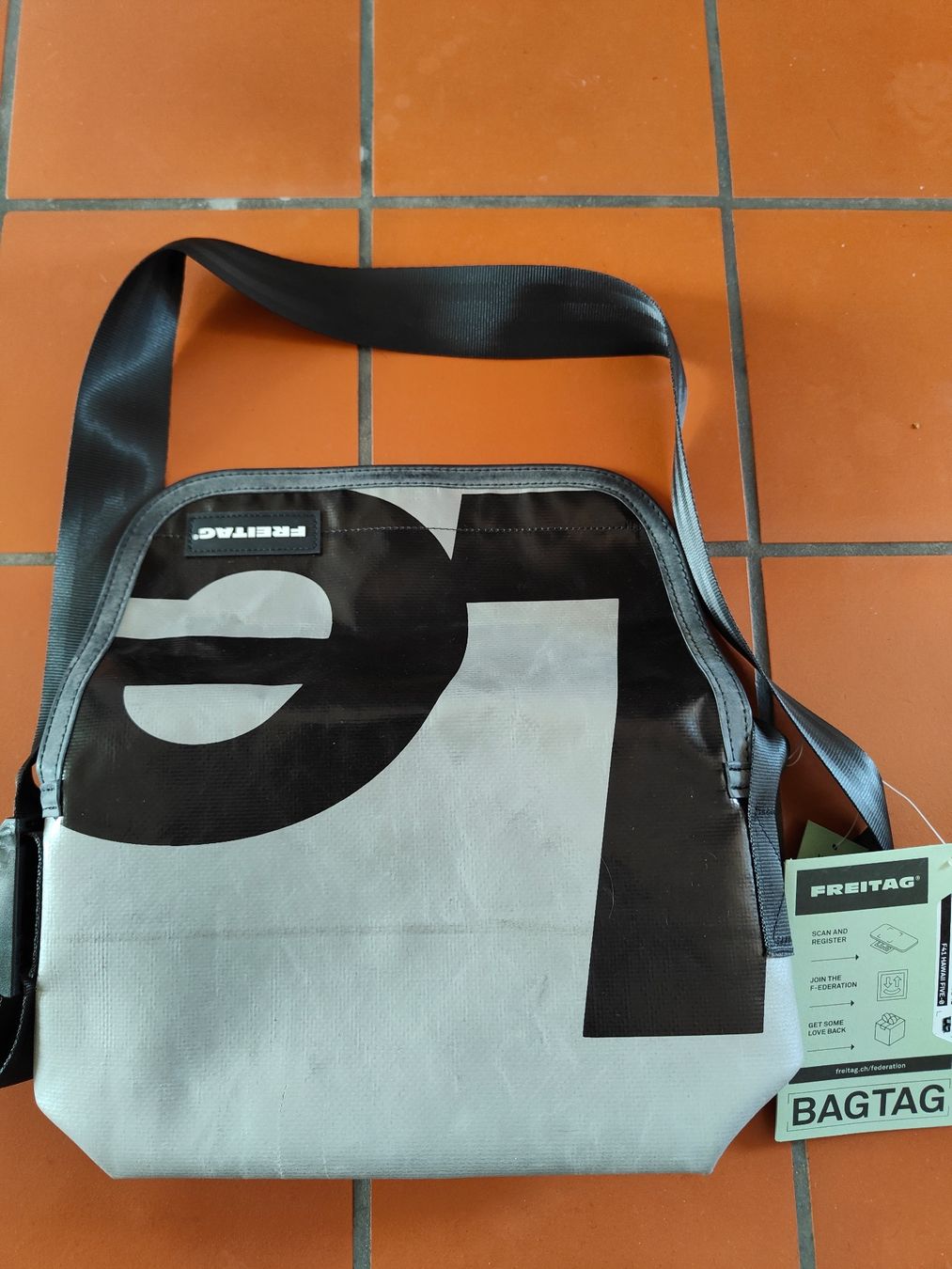 Freitag Borse: Freitagtasche Hawaii F41 – Nuovo (secondo la descrizione) da Winterthur venduto da the7mx1reon 2