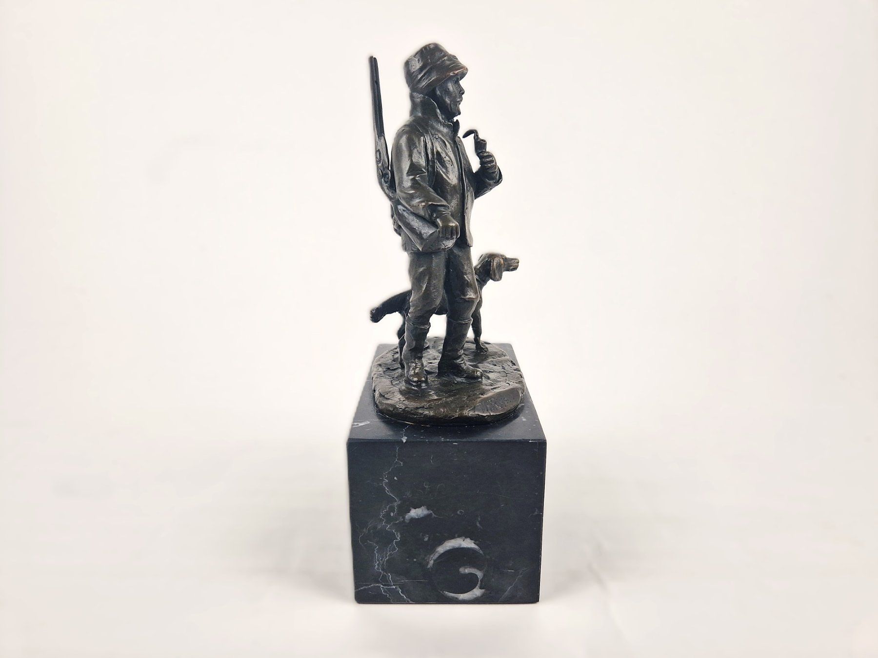 Statuette: Bronzefigur Jäger & Hund – Antik-Stil – Usato da Basel venduto da Restwert_Basel 4