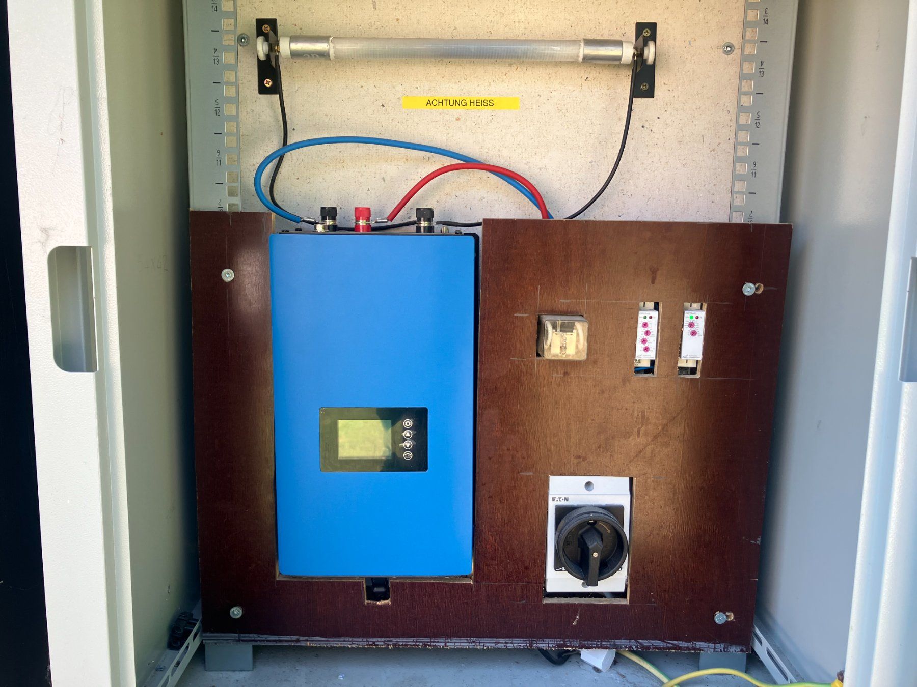 Dispositivi a energia solare: Kleinwindgenerator – Usato da Maienfeld venduto da Bluesharph 4