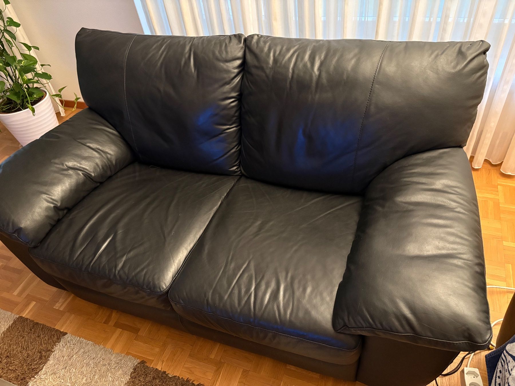 Ikea Sofas: 2 Ledersofa schwarz guter Zustand – Gebraucht aus Zürich von gcr_jmx8 1