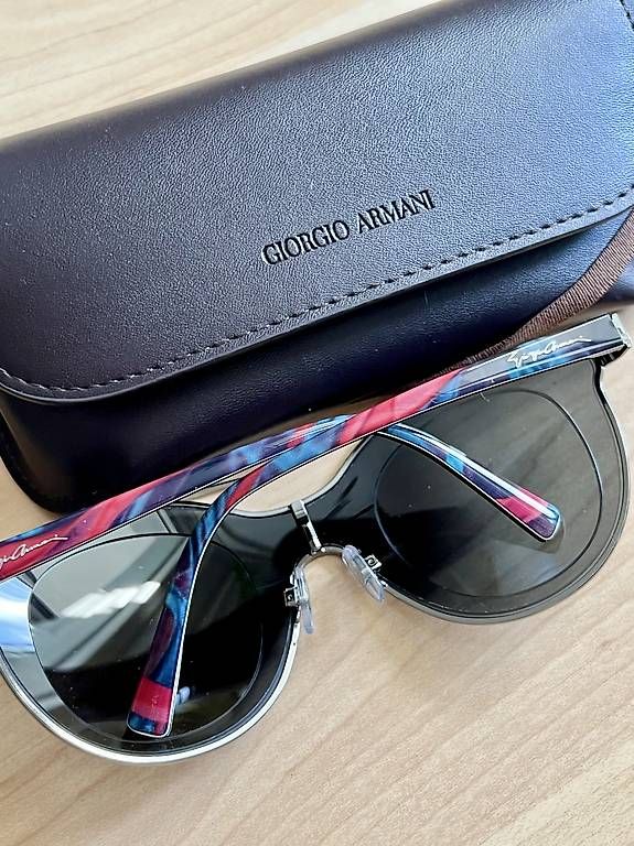 Armani Lunettes & Verres: Giorgio-Armani-Sonnenbrille – D'occasion à Bern par zanie 2