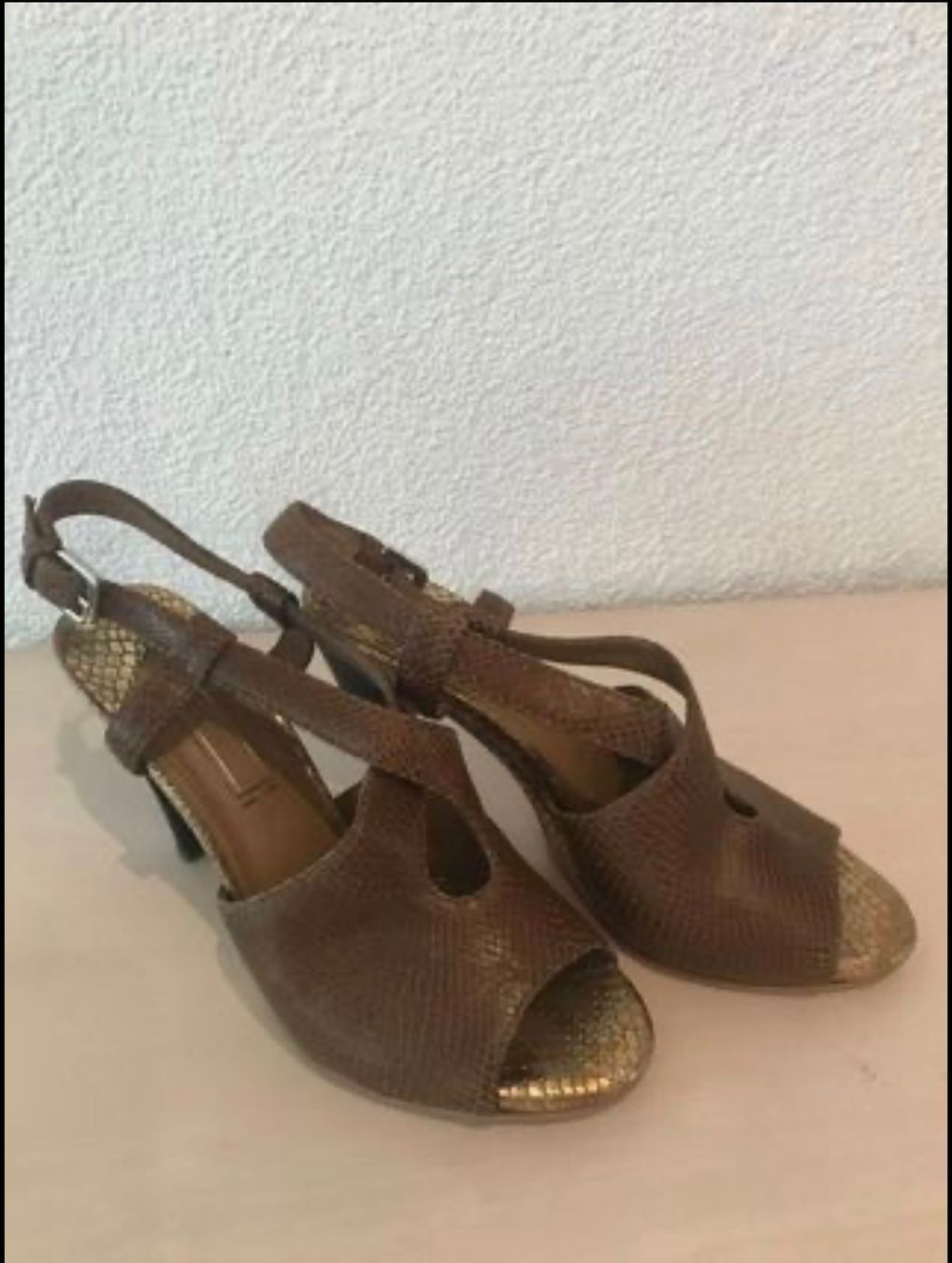 Scarpe da donna: UTERQUE Sandalen gr. 40 – Usato da Luzern venduto da suhamadlun 3