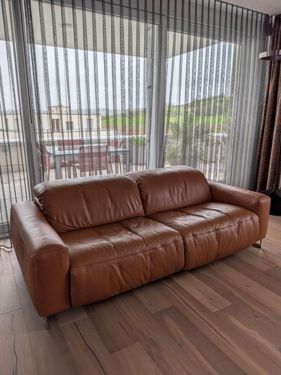 Divani: Ledersofa mit Relaxfunktion, braun / cognac – Usato da Gächlingen venduto da viviennenevi 4