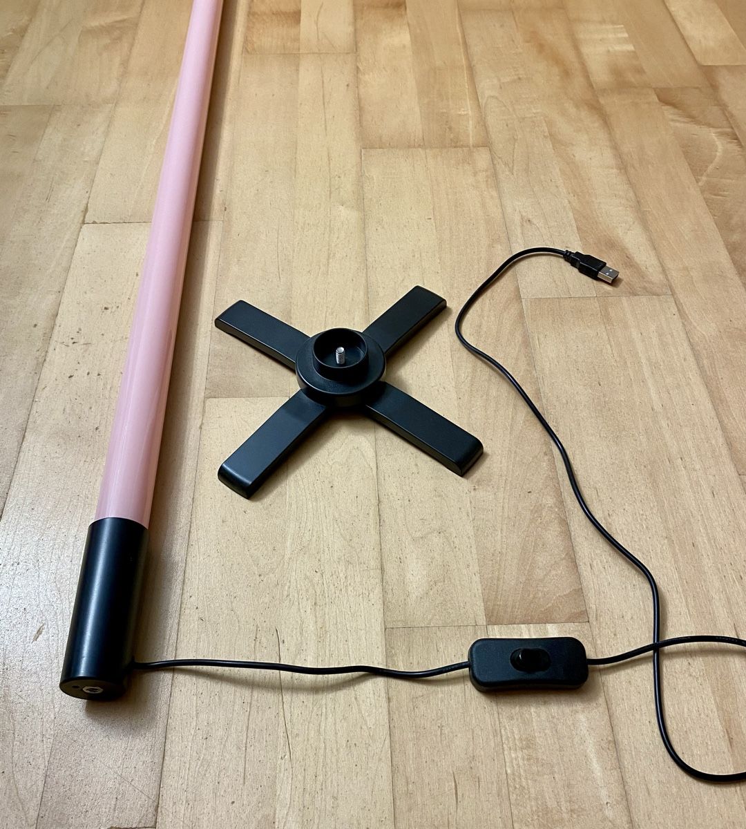 Lampade: LED Stehlampe Rosa – Nuovo (secondo la descrizione) da Küssnacht am Rigi venduto da Hluchs 3