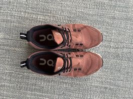 ON Cloud Damen Laufschuhe Grösse 38.5