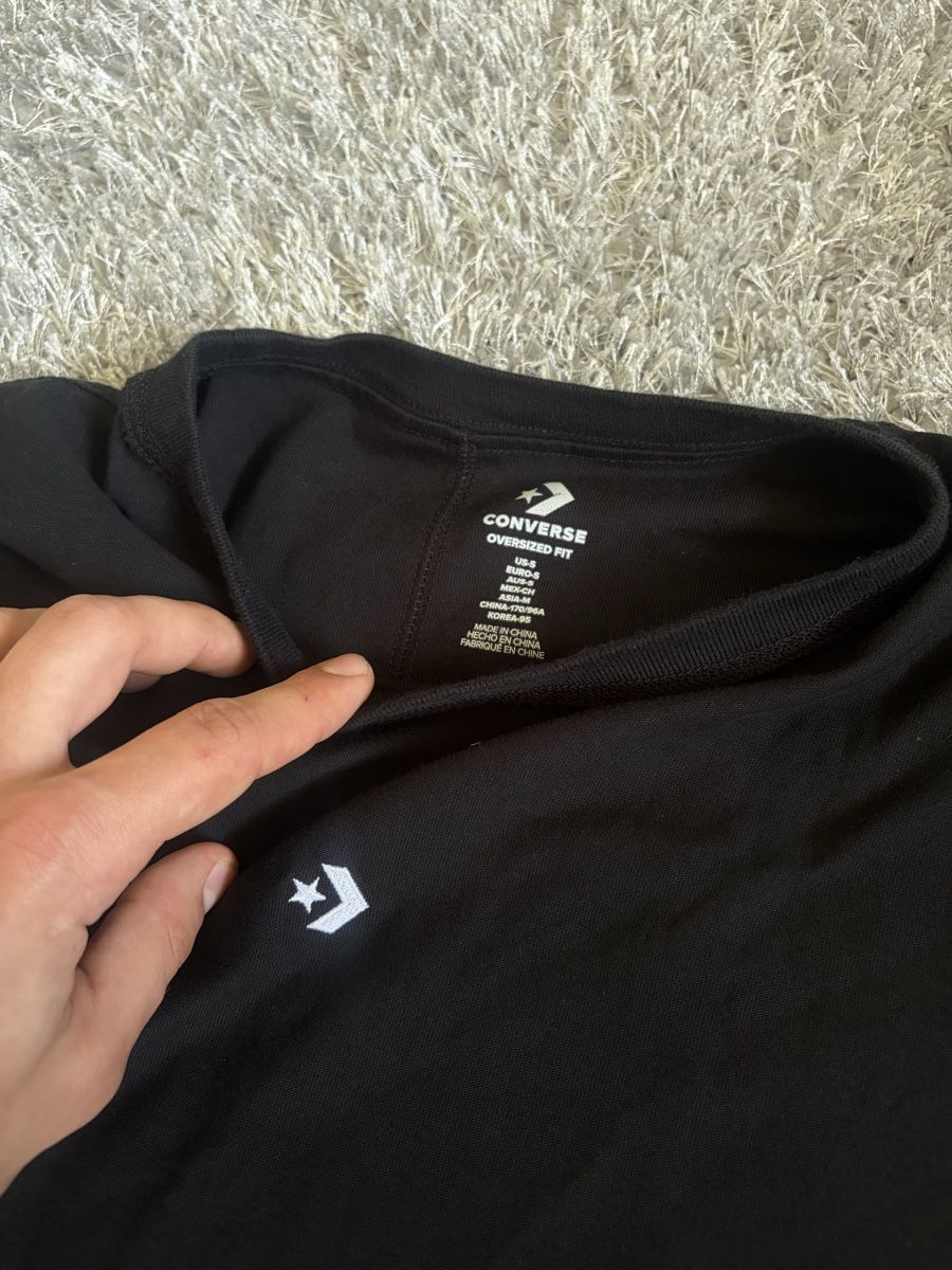 Converse T-shirt: Converse Oversized Black Tee  – Nuovo (secondo la descrizione) da Brislach venduto da edu_t6pq 1