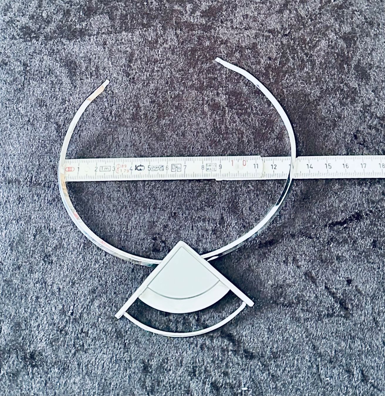Ciondoli: Halsschmuck/Brosche von Fram Collection, 1980er Jahre – Usato da Wallbach venduto da paxnic 2