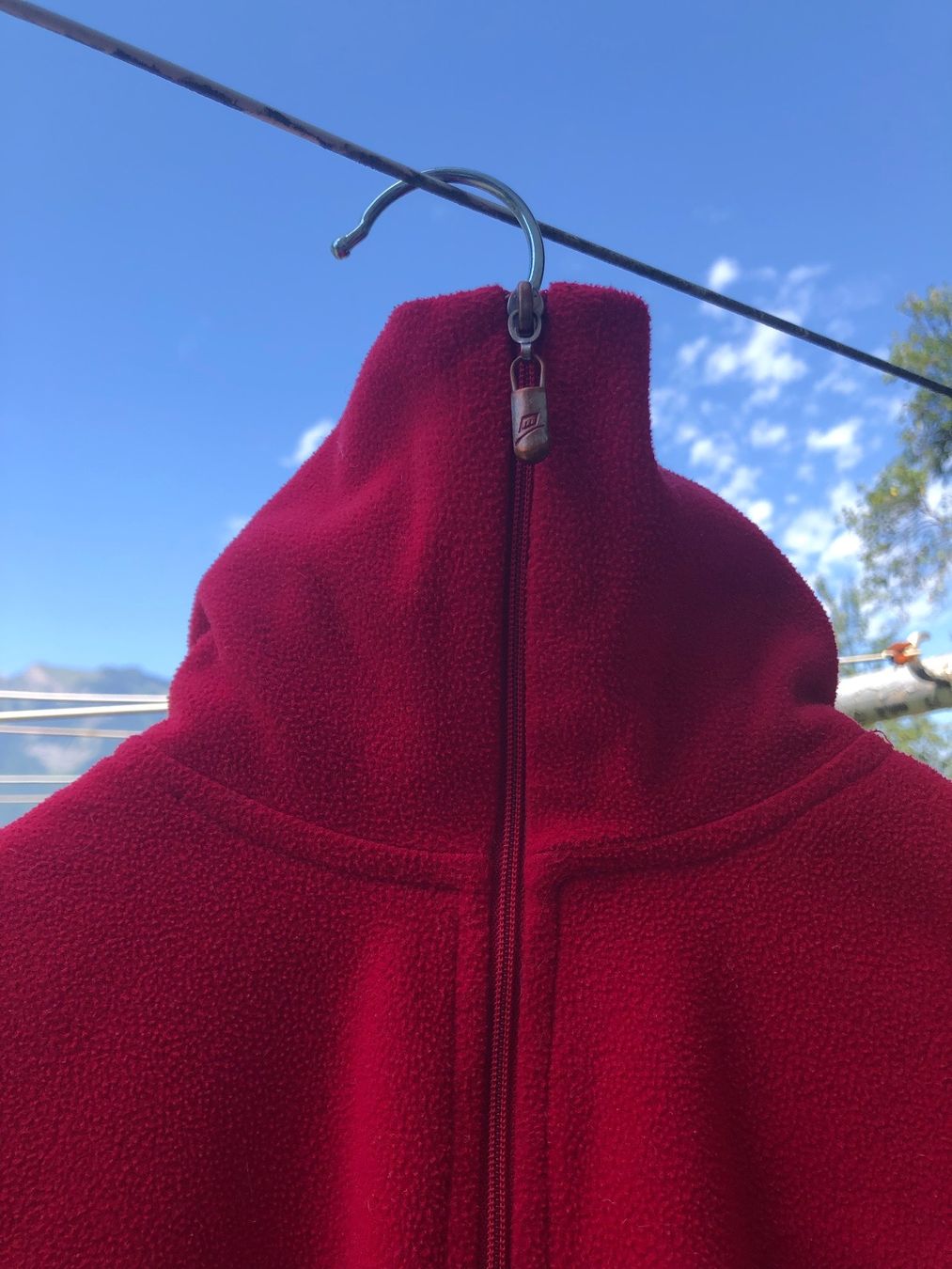 Pullover & Sweatshirts: Skipullover der Qualitätsmarke Mäser – Gebraucht aus Gamprin von Minabal 3