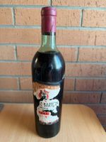 Sehr alte Bordeaux Wein Flasche 1942 — Sammlerstueck!