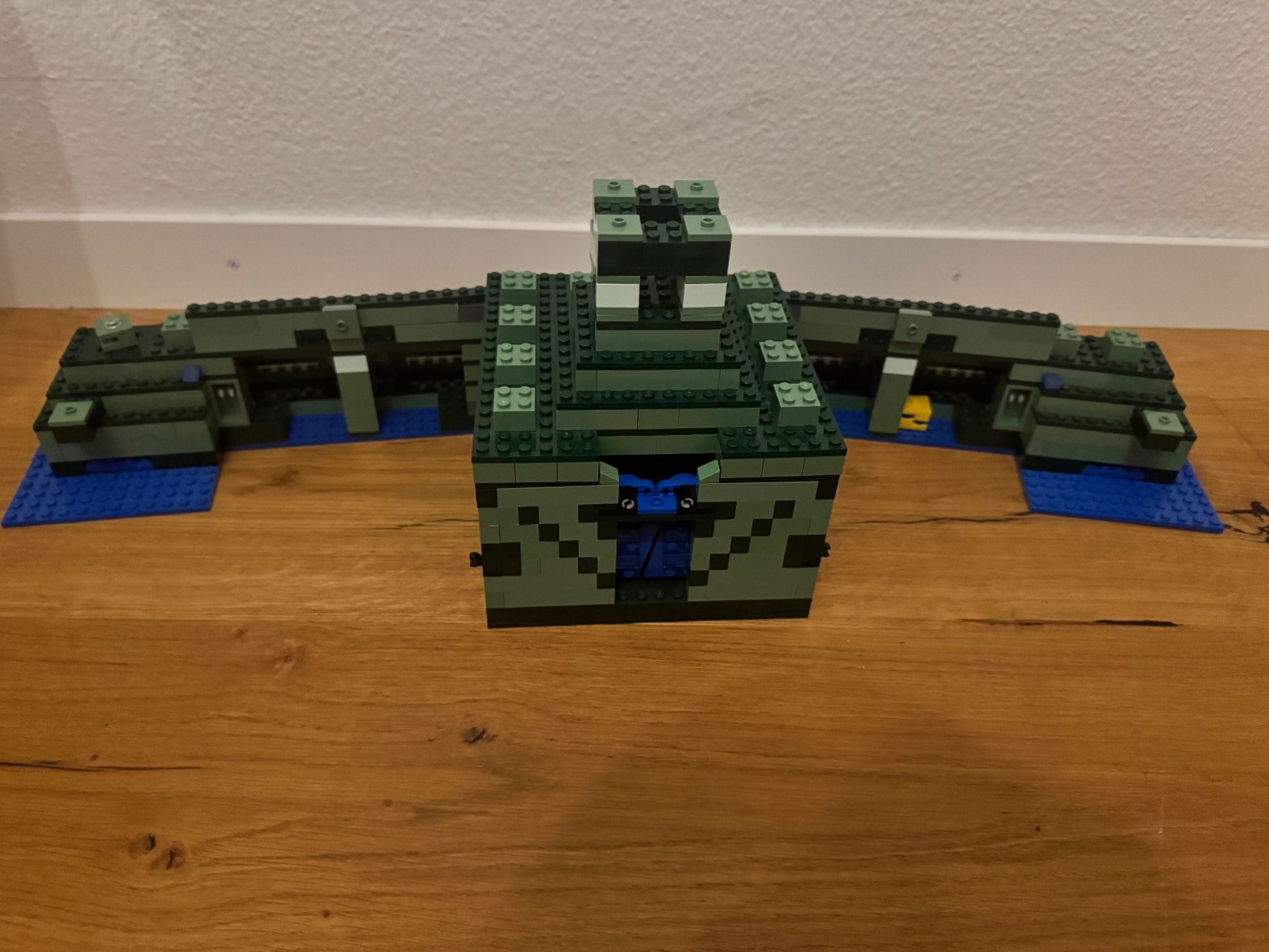 Lego Kit di costruzioni: Lego Minecraft - 21136 The Ocean Monument – Usato da Rorschacherberg venduto da LIAMTHEHERO 6
