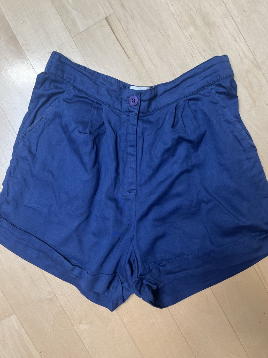 Thinking Mu Pantaloni: Shorts THINKING MU dunkelblau Grösse M  – Usato da Zeiningen venduto da man_69cj