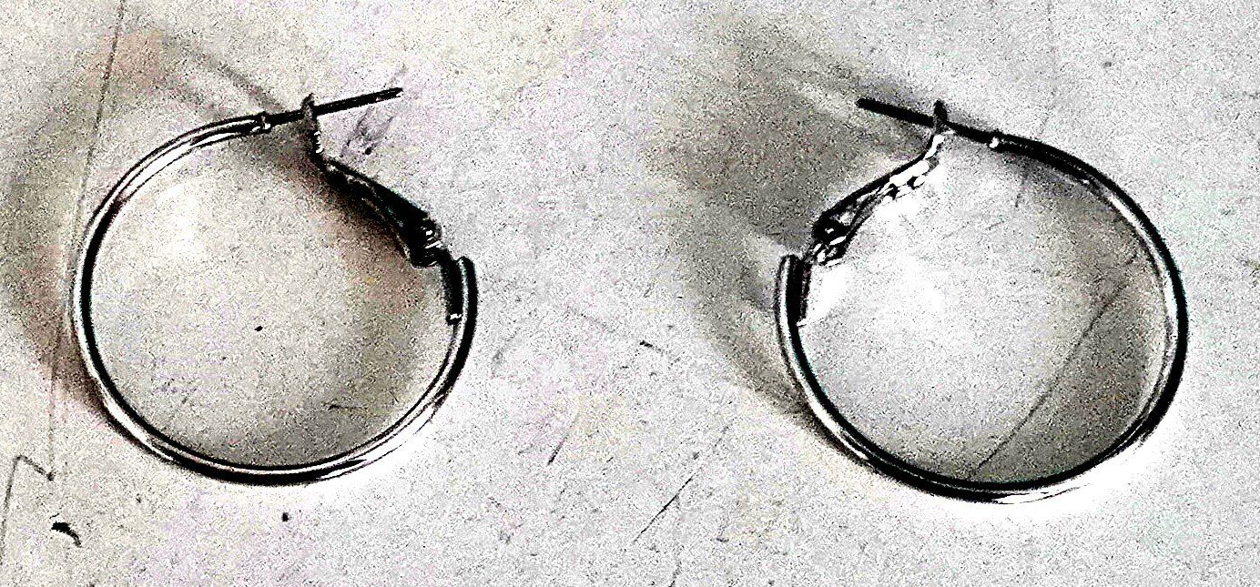 Ohrringe & -stecker: Modeschmuck Ohrenringe speziell 1 – Gebraucht aus Baar von 2cvbaar 2
