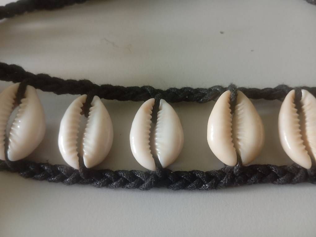Cinture: Gürtel mit kauri Muscheln – Usato da Basel venduto da Petergunn 2