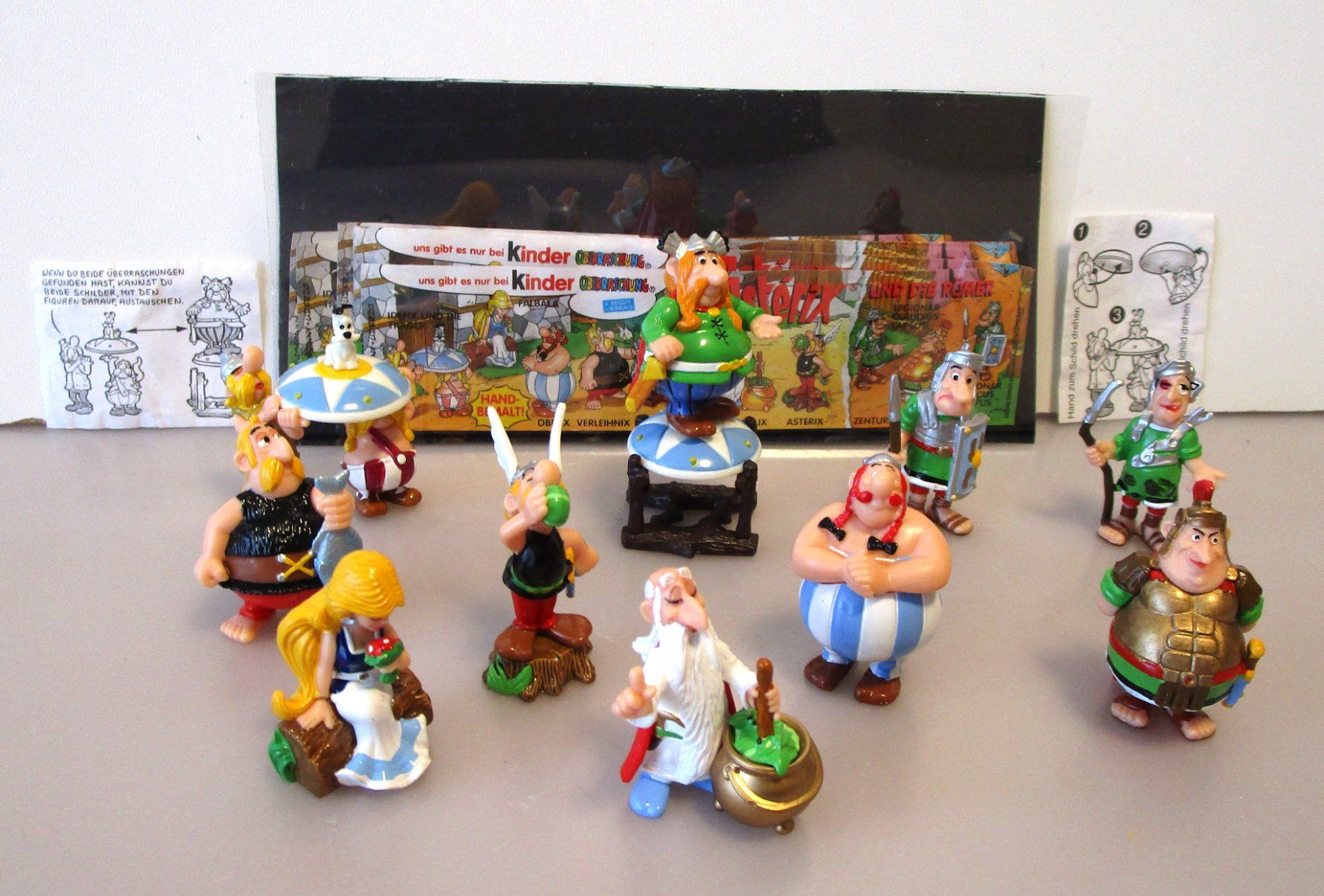 Fumetti: 10 KINDER ASTÉRIX UND DIE RÖMER SÉRIE COMPLÈTE 2000 – Nuovo (secondo la descrizione) da Chêne-Bourg venduto da breno56
