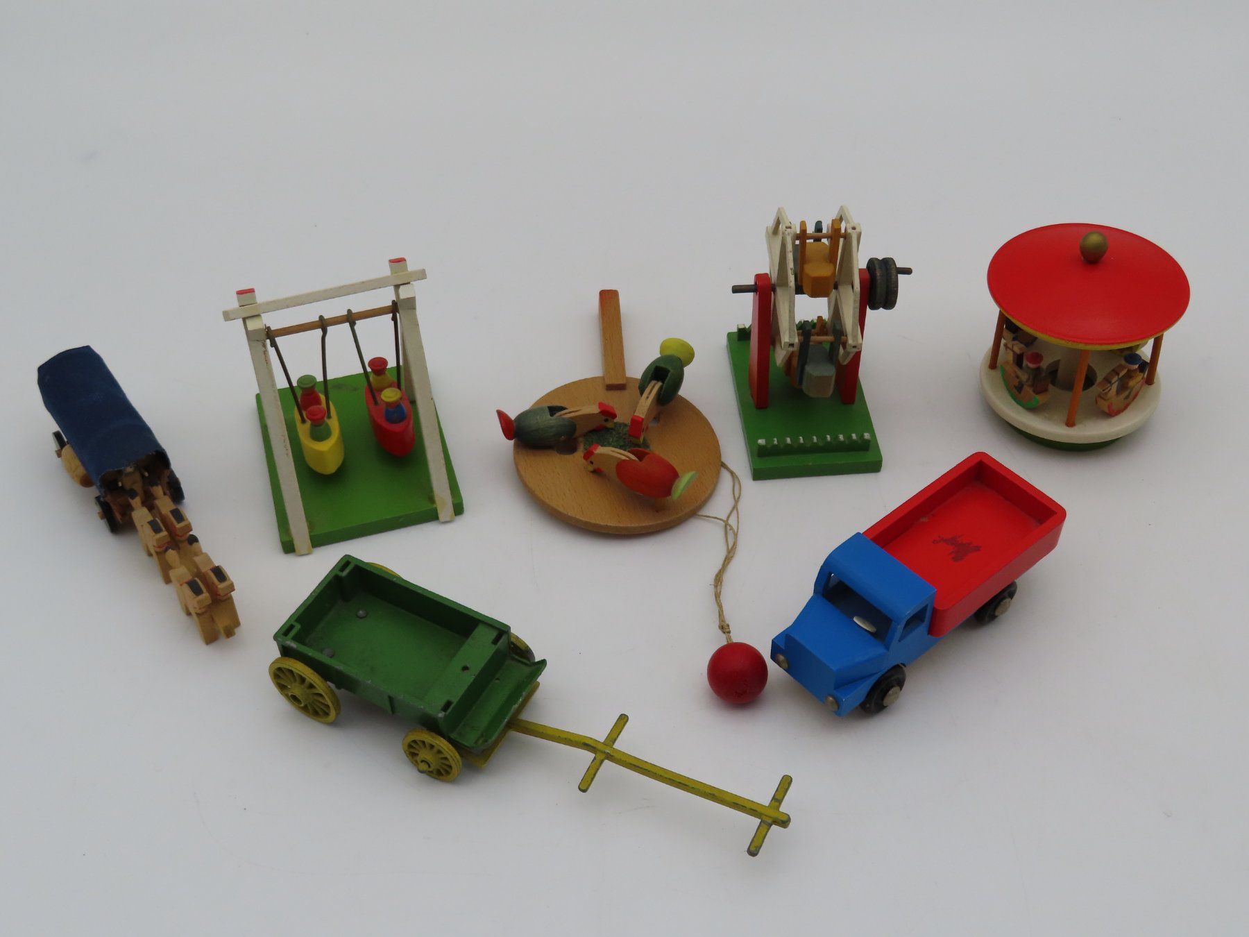 Spielzeuge: Vintage Holzspielzeuge – Gebraucht aus Reinach BL von WBZ-Flohmarkt