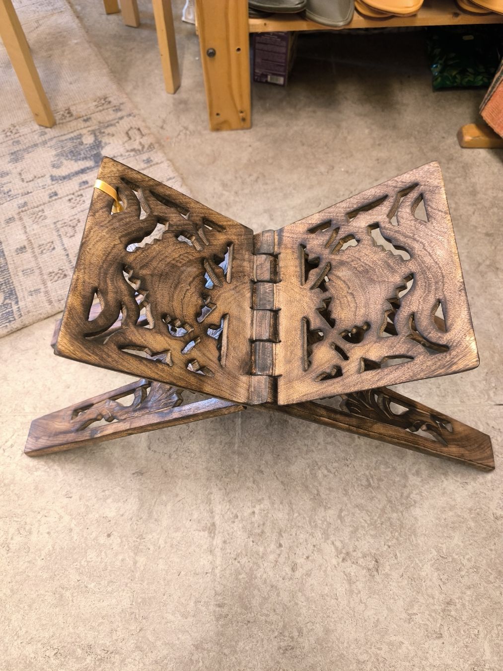 Altro in Decorazioni & Accessori: Handgeschnitzter Buchständer / Koranständer aus Holz – Nuovo (secondo la descrizione) da Zürich venduto da gobel 2