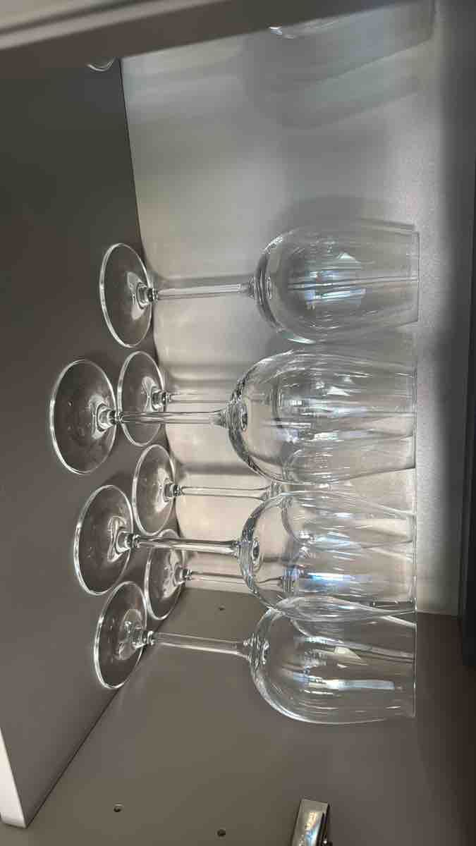 Bicchieri: 5 Weingläser Weisswein klar Glas – Usato da Spreitenbach venduto da jeremydaniels.ch