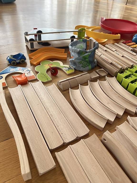 Haba Giocattoli: Kulerbü Haba Kugelbahn – Usato da Bern venduto da franziskamaya 2