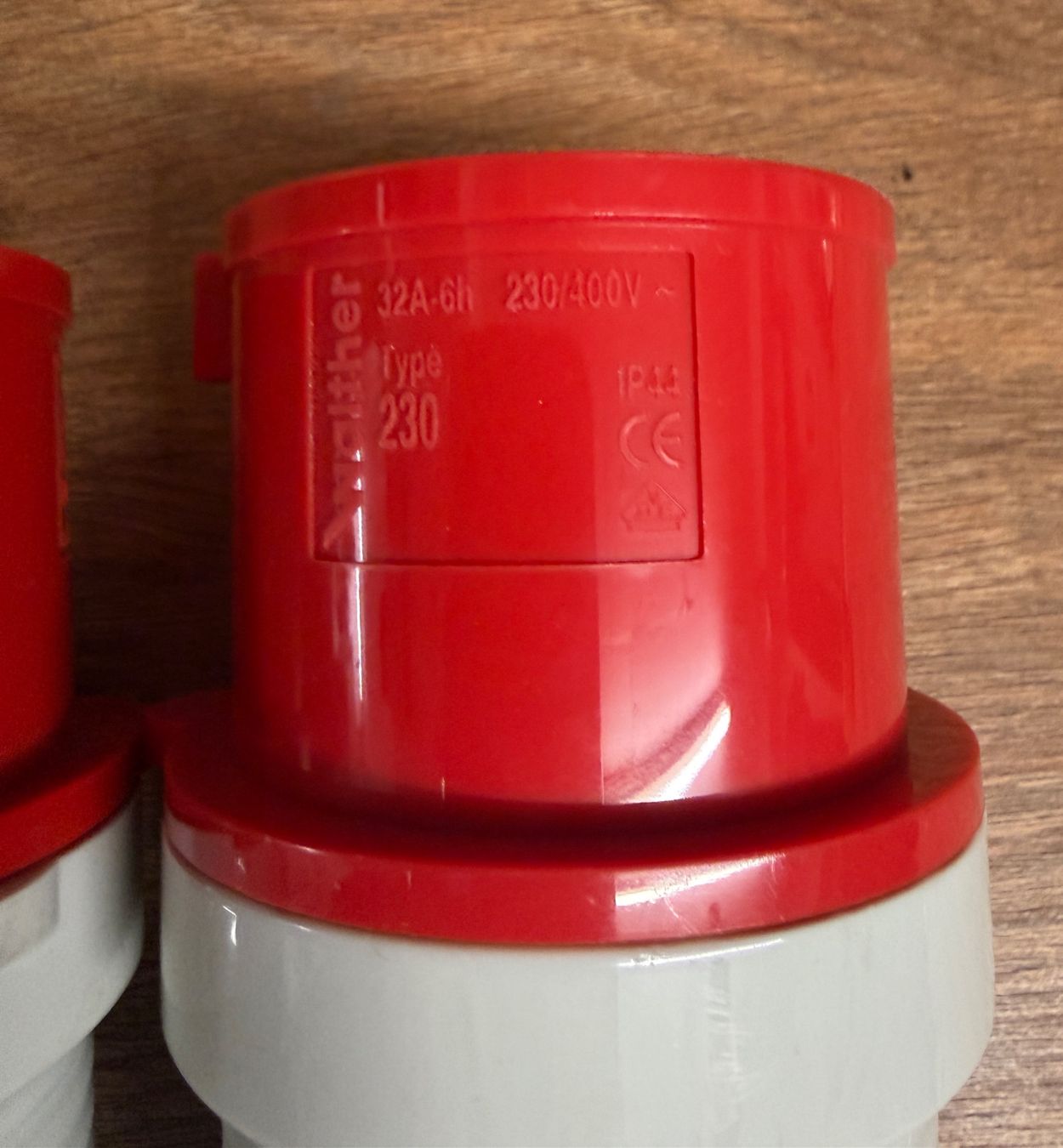 Walther Spine: 2x Walther Starkstrom Stecker, 5-polig, Rot/Weiss – Nuovo (secondo la descrizione) da Nussbaumen AG venduto da angsal 3
