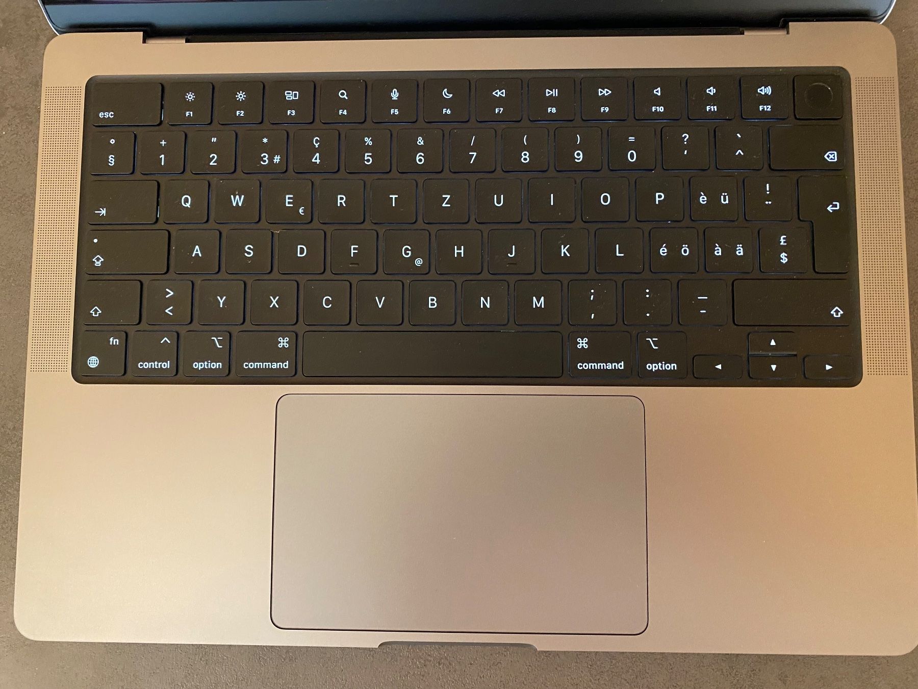 Apple Notebook: 14" MacBook Pro M1 Pro, 2021, Spacegrau – Usato da Visp venduto da Zeno7 3