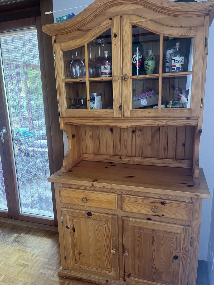 Büffets: Rustikaler Schrank/Buffet – Gebraucht aus St.Ursen von starjet 1