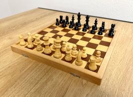 Schachbrett in sehr gutem Zustand