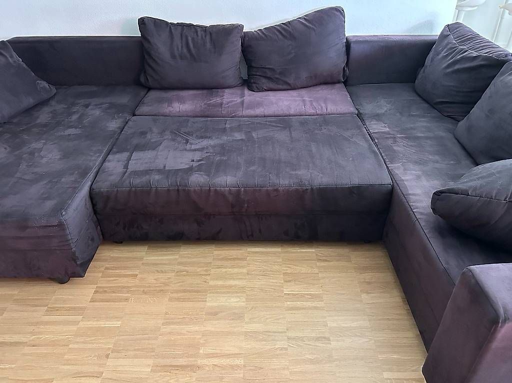 Sofas: Grosses, gemütliches Sofa mit Schlaffunktion – D'occasion à Basel par anguzz 2