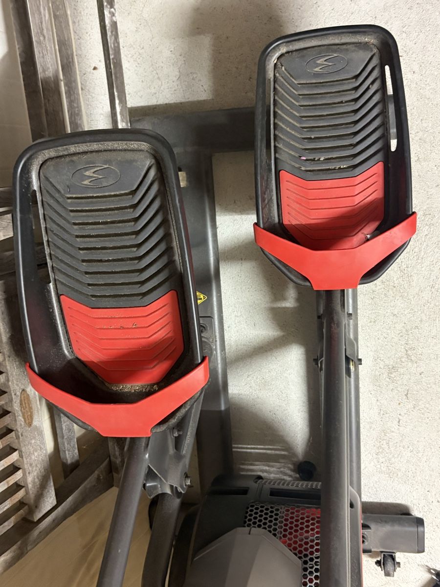Bowflex Hometrainer: Bowflex Max Trainer  guter Zustand – Usato da Basel venduto da len_k98f 1