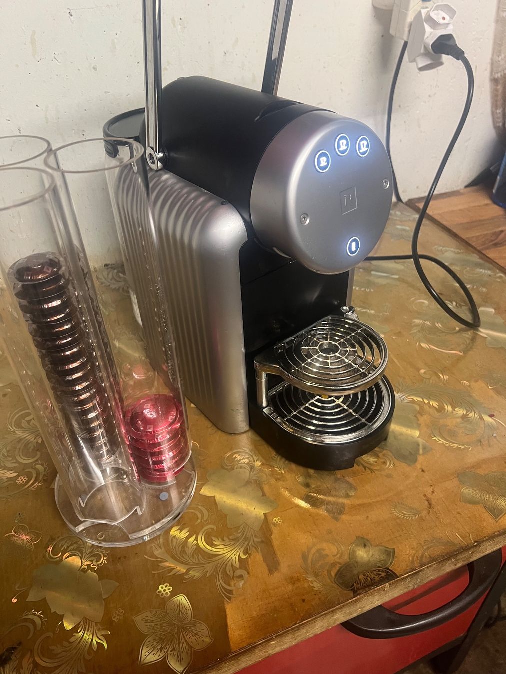 Kaffeemaschinen & Espressomaschinen: Nespreso Zennusi – Gebraucht aus Adliswil von 1sinisa1 2