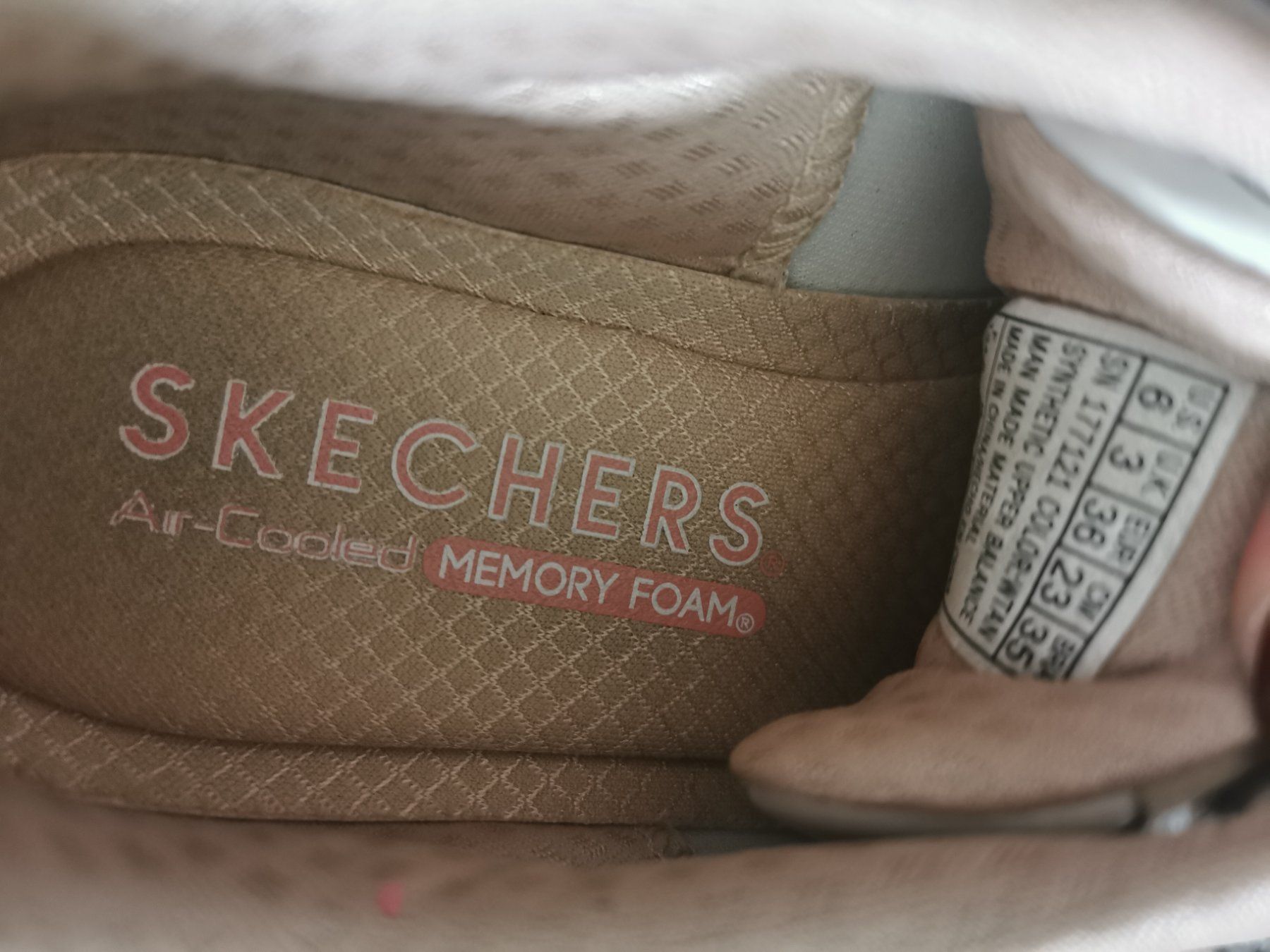 Skechers Scarpe da donna: Skechers Uno Grösse 36 – Usato da Gunzgen venduto da 0Aurin0 2