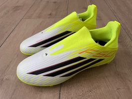 Adidas Fussballschuhe F50 Gr. 34 NEU