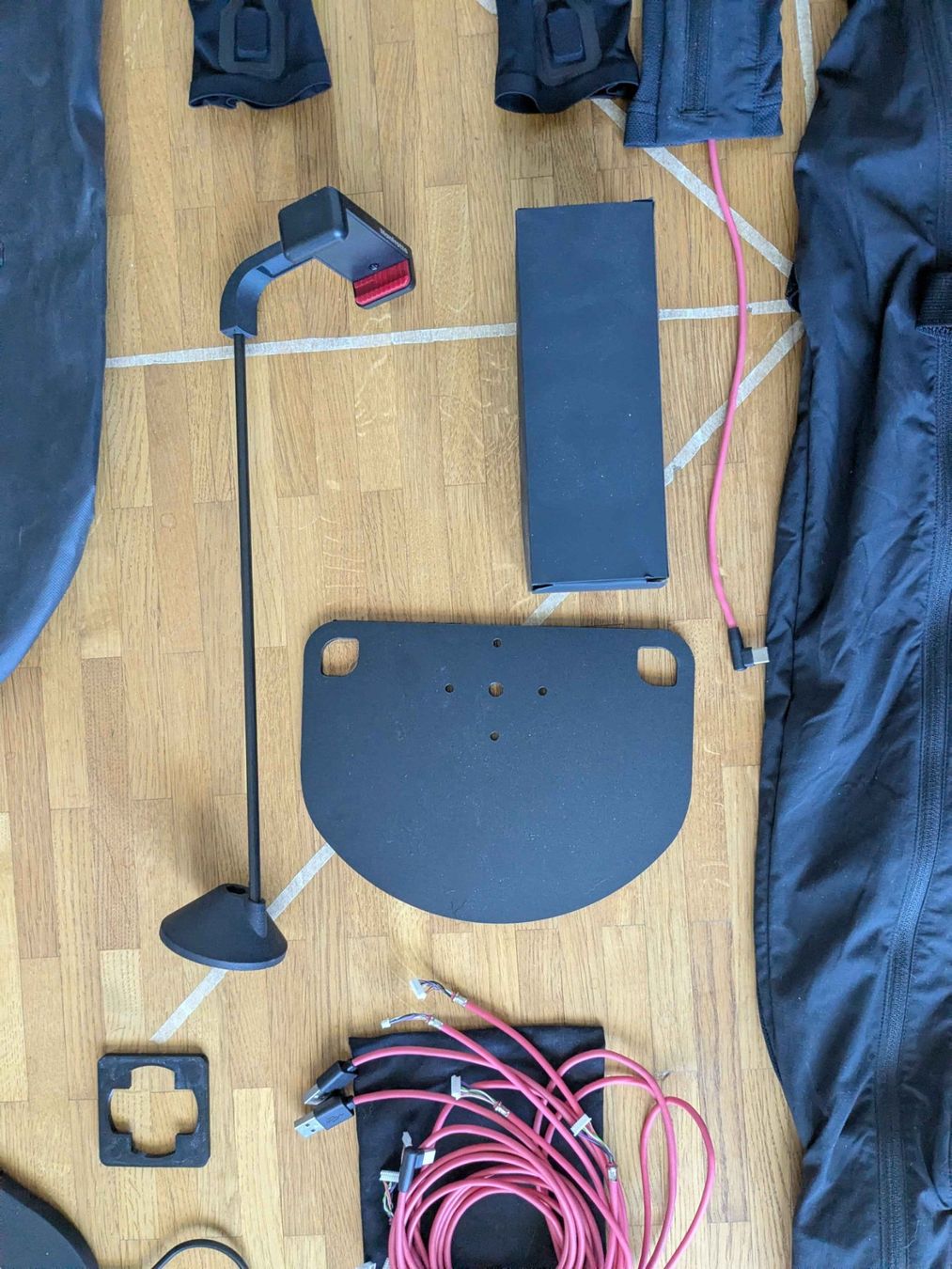 Anzüge, Sport- & Funktionsanzüge: Rokoko Smartsuit 2 mit Fingertracking – Gebraucht aus Nottwil von fot_hjp5 5