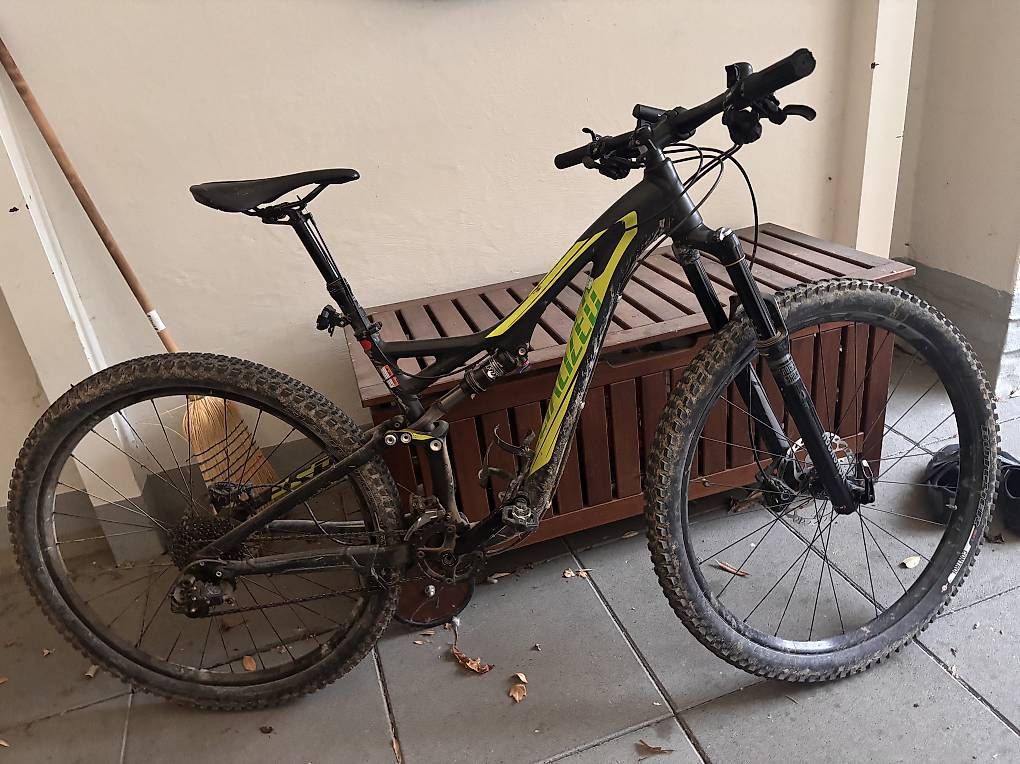 Velos: specialized stumpjumper evo 2015 – Gebraucht aus Aarau von  1