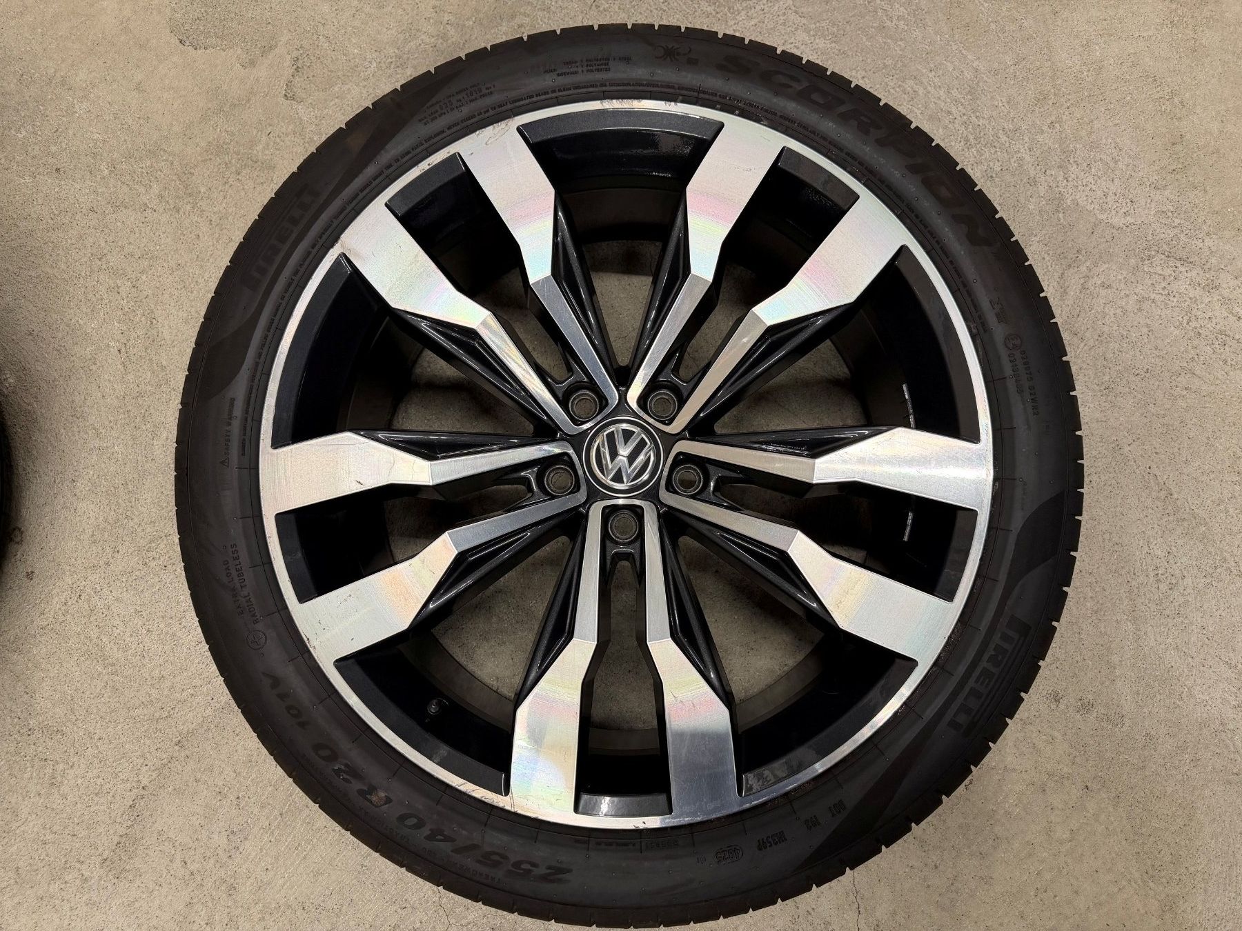 Volkswagen Pneus & Roues: Sommerrad 20" VW/ 5NA.601.025.G – D'occasion à Schönried par Bahnhofgarage-Haldi 1