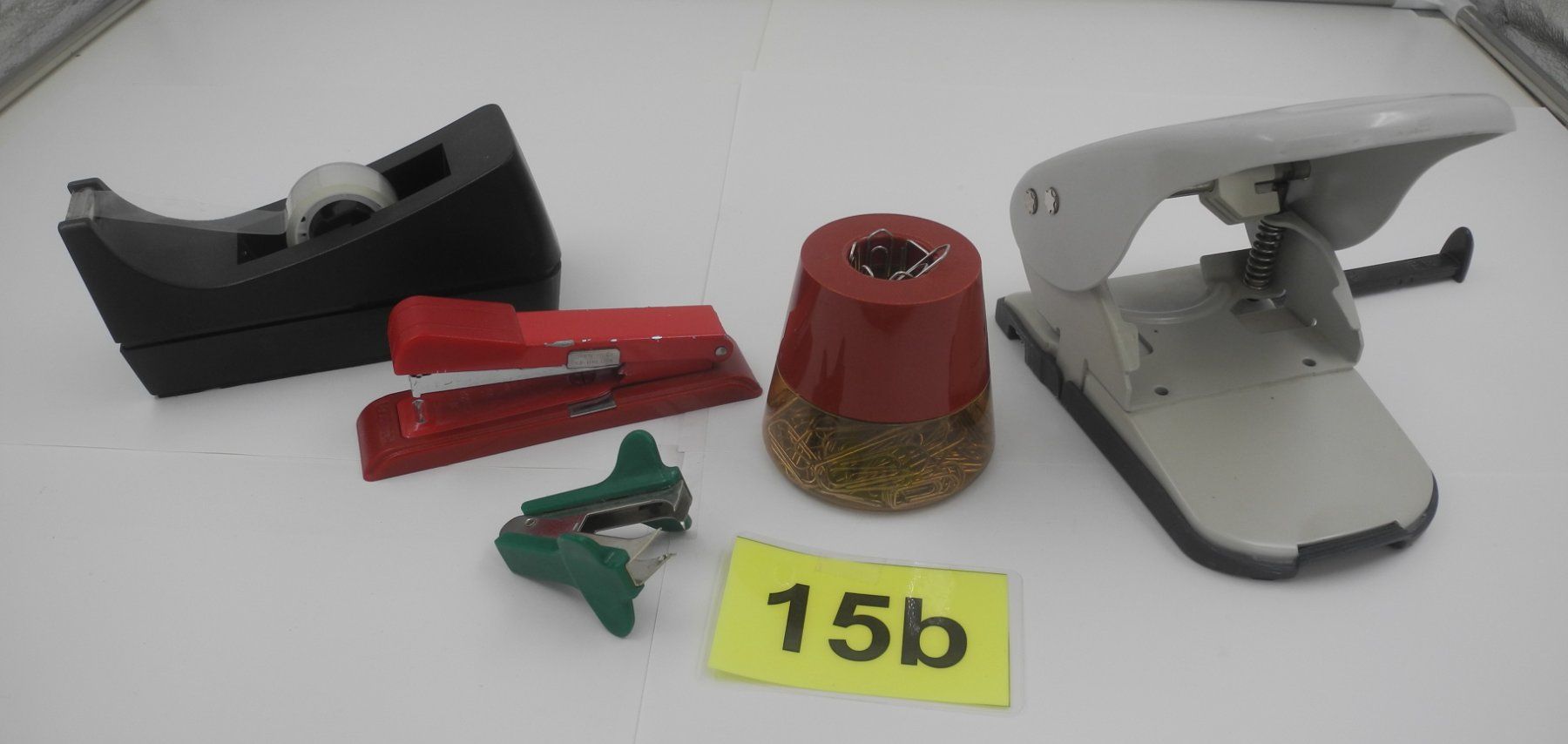 Leitz Alle Werkzeuge: Leitz Locher, Bostitsch, Tischabroller usw. Nr. 15b – Gebraucht aus Kottwil von Crazyrolf 2