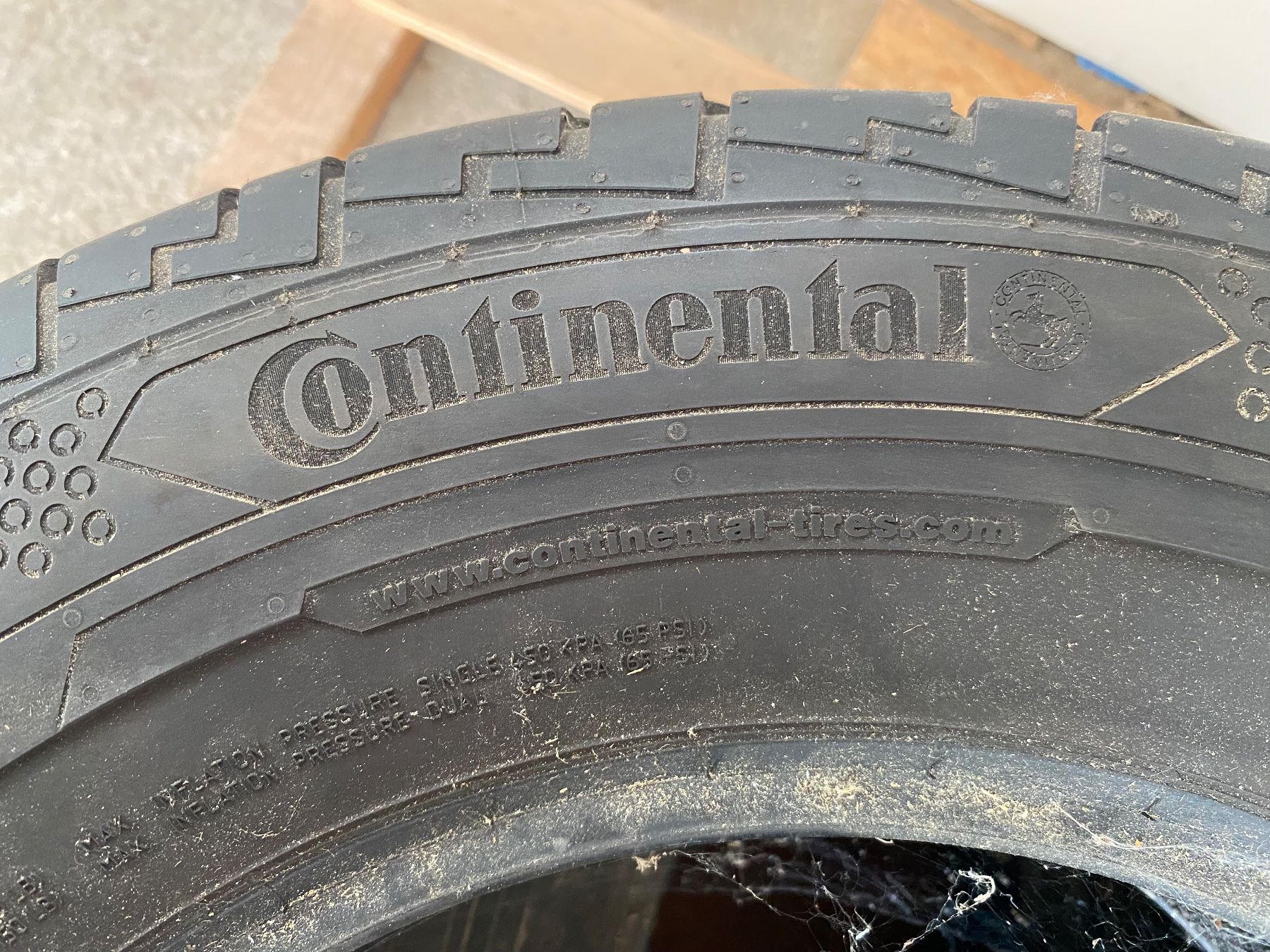 Continental Pneumatici & Ruote complete: Sommerpneu von Continental – Usato da Aesch LU venduto da toproc07 1