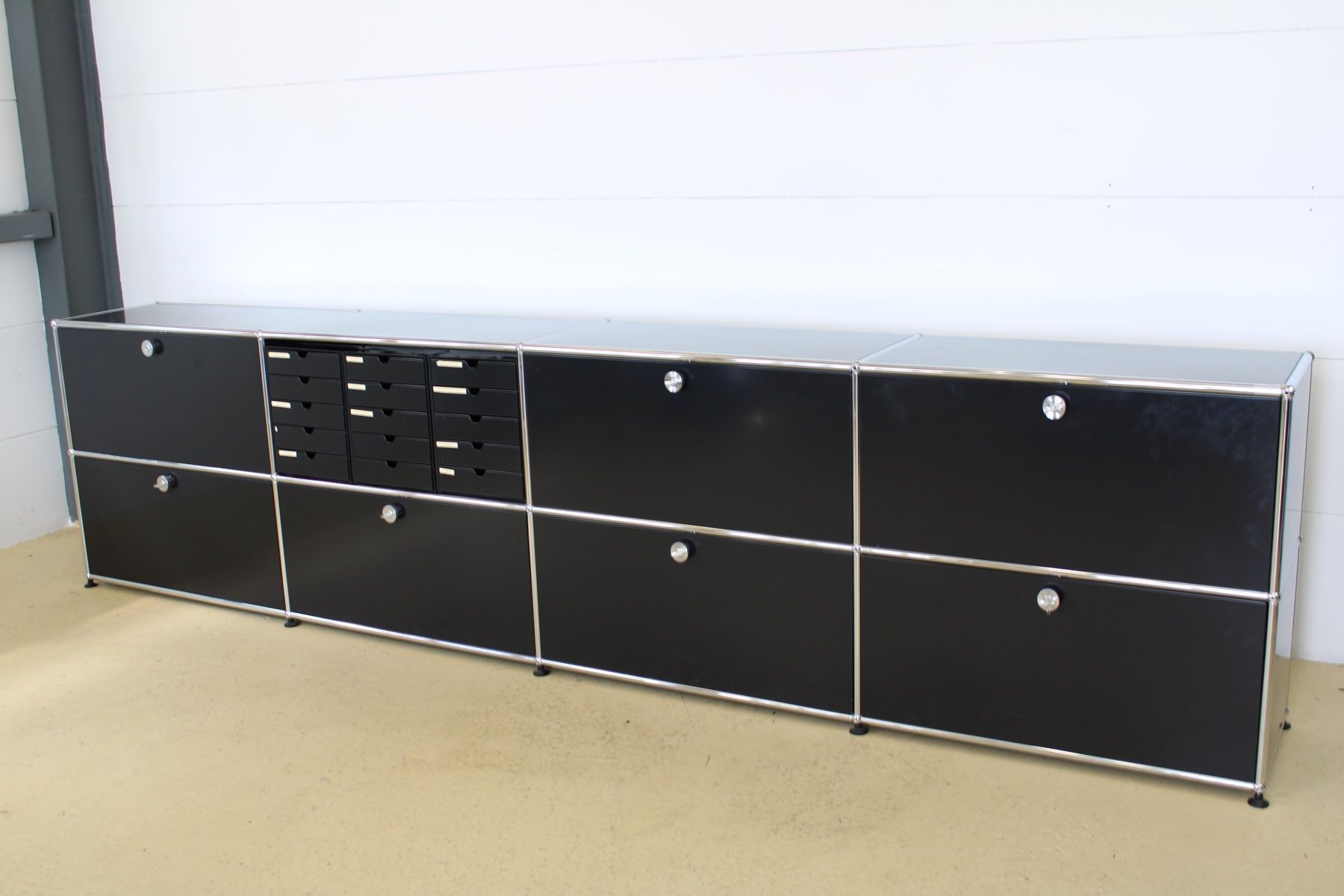 USM Cassettiere: Schönes USM Sideboard – Usato da Meinisberg venduto da atelier_TILIJA 9