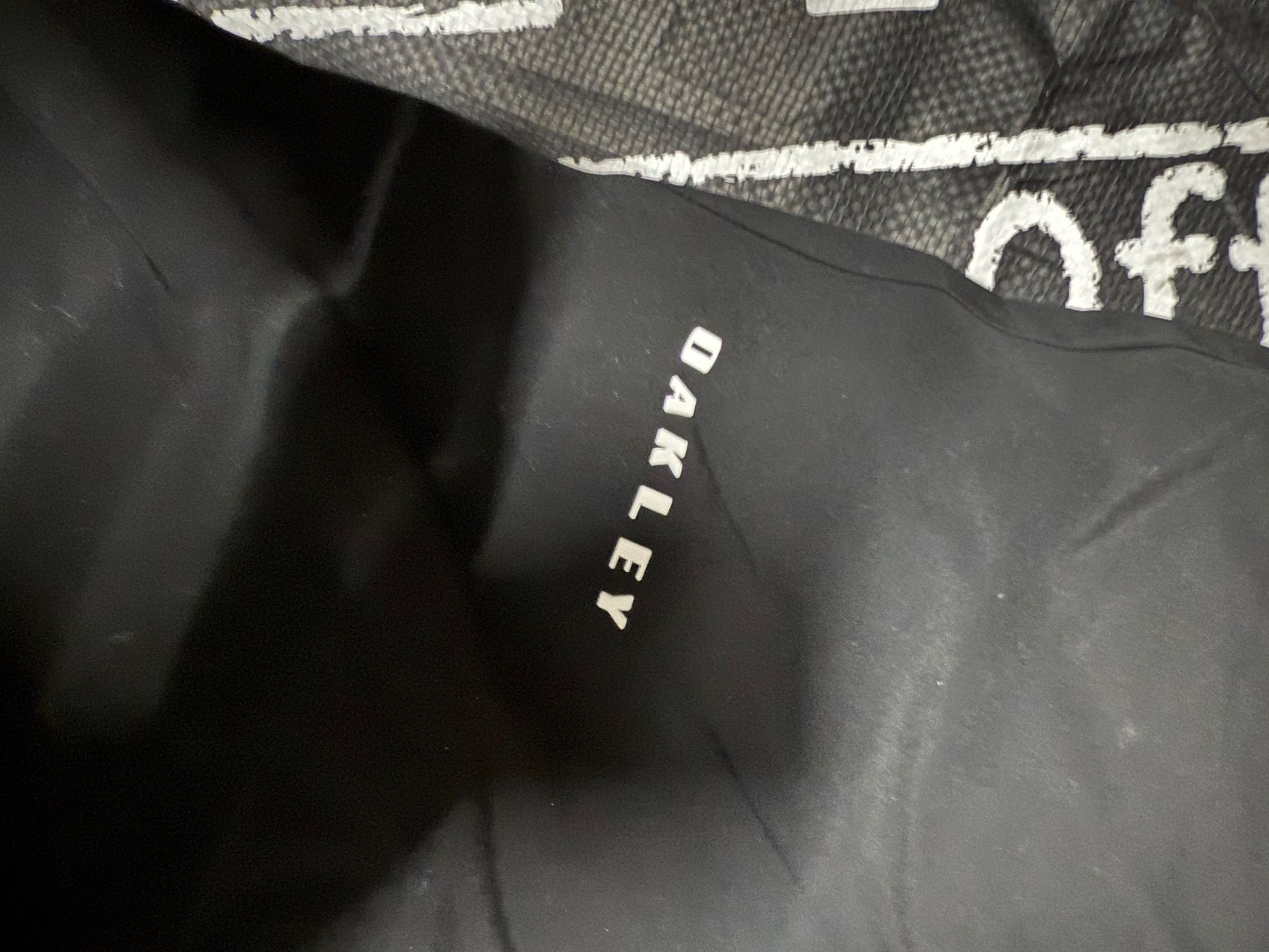 Oakley Hosen: OAKLEY CANOPY SKI PANTS M – Gebraucht aus Giubiasco von Darkemperor 4